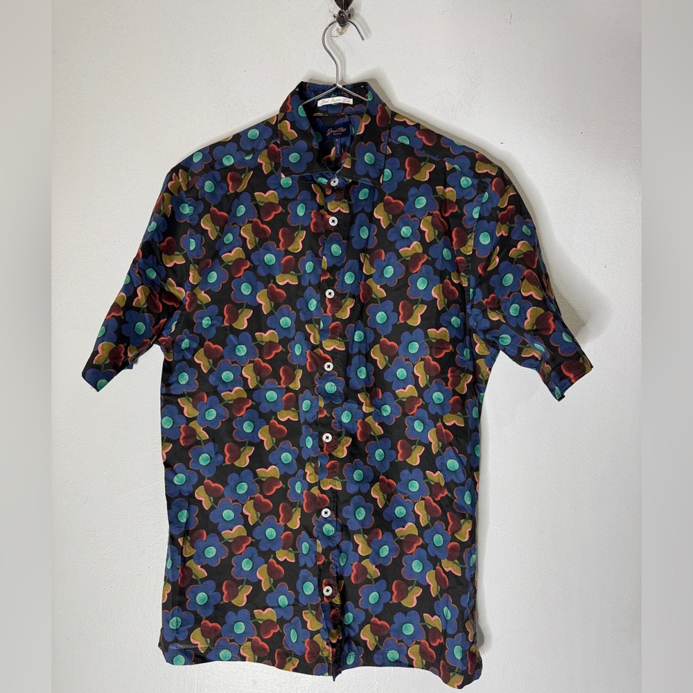 Good Man Brand‎ Sky Captain Love Pop Short Sleeve Button-Up Shirt Size S Flowers